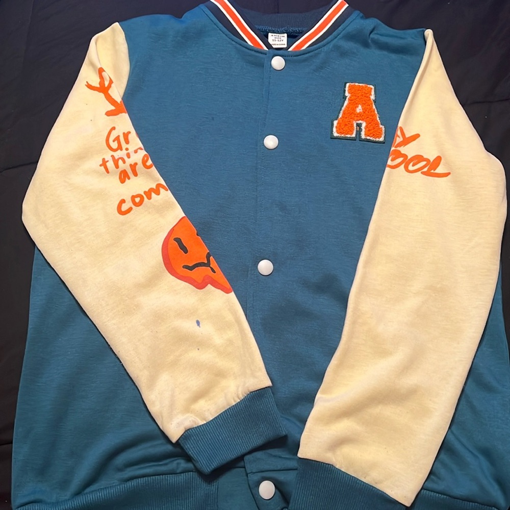 Green, Orange, and Tan Graphic Jacket with Buttons for Kids 11-12